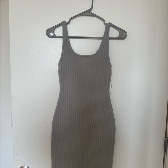 Aritzia Babaton mini dress 2XS - Picture 2 of 2